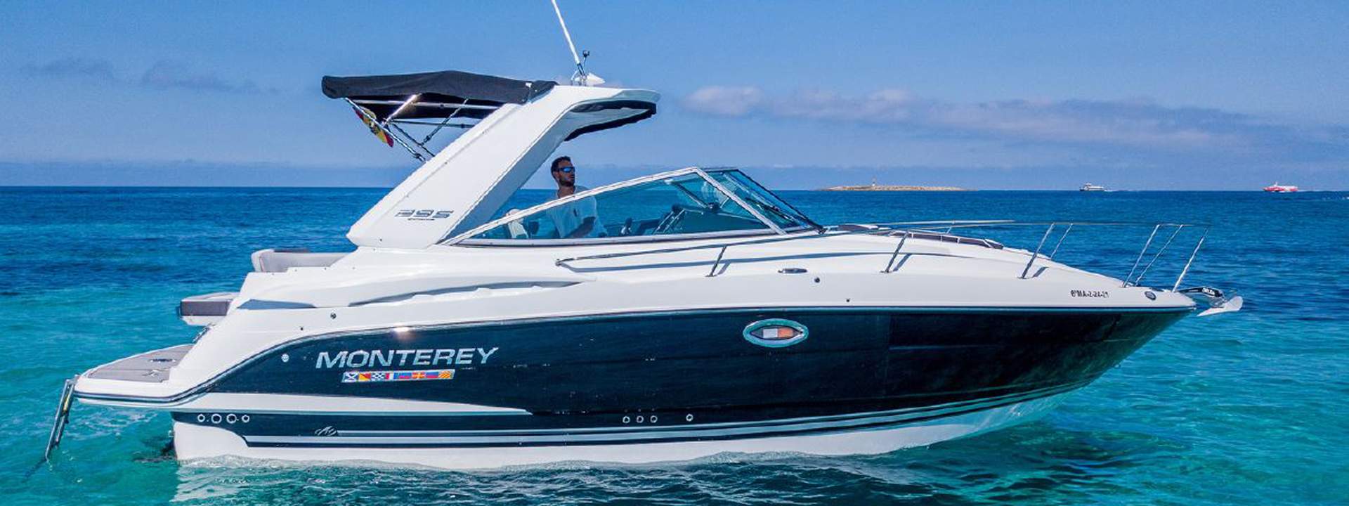 Barca a motore Monterey 295 CR