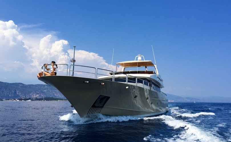 Luxury Yacht charter Corsica