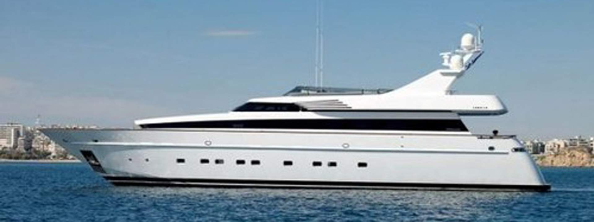 Luxury Yacht Feligo V