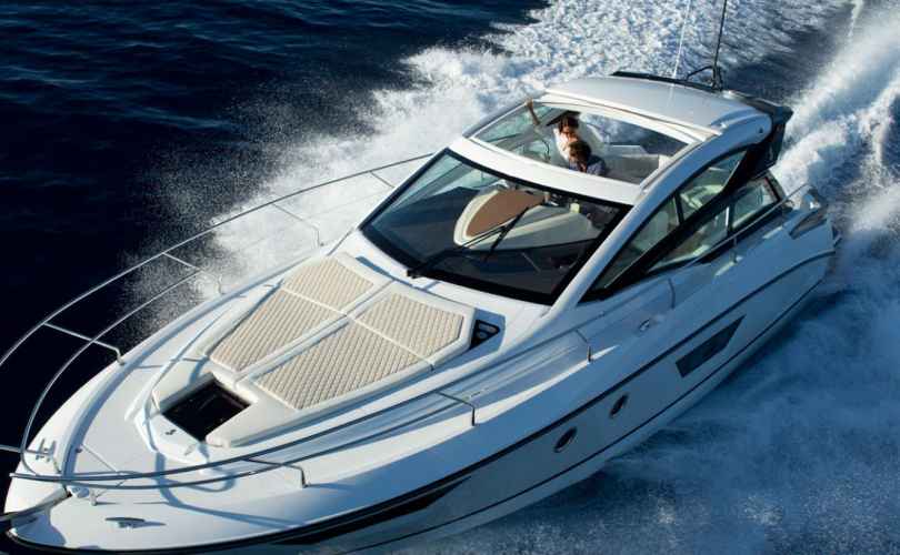 Motor boat charter Lorient