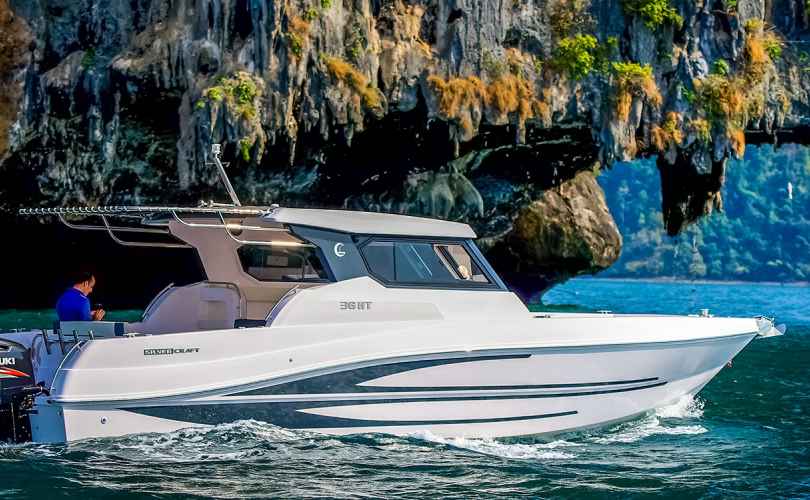 Motor boat charter Split