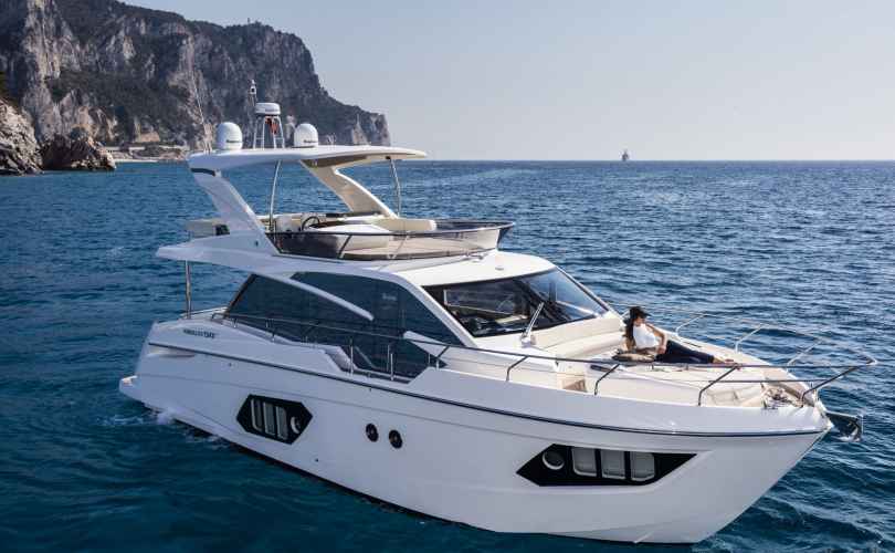 Luxury Yacht charter Antigua
