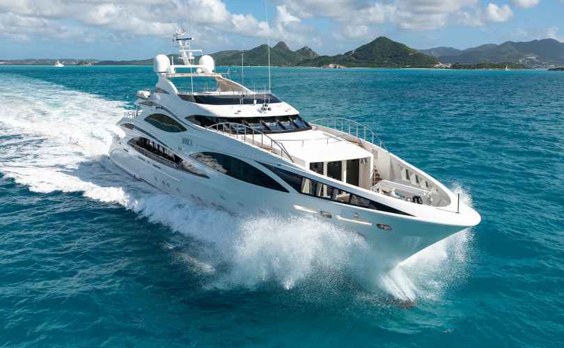 Luxury Yacht charter Seget Donji