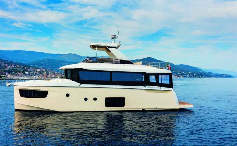 Luxury Yacht charter Bahamas