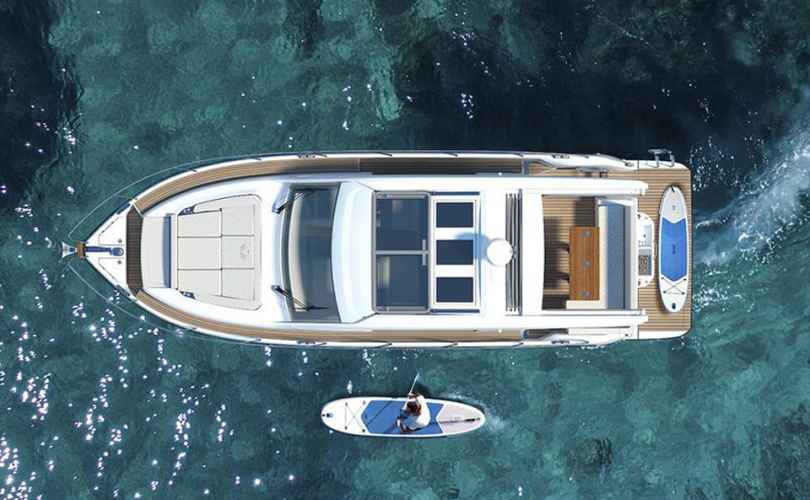 Motor boat charter Marina Nava
