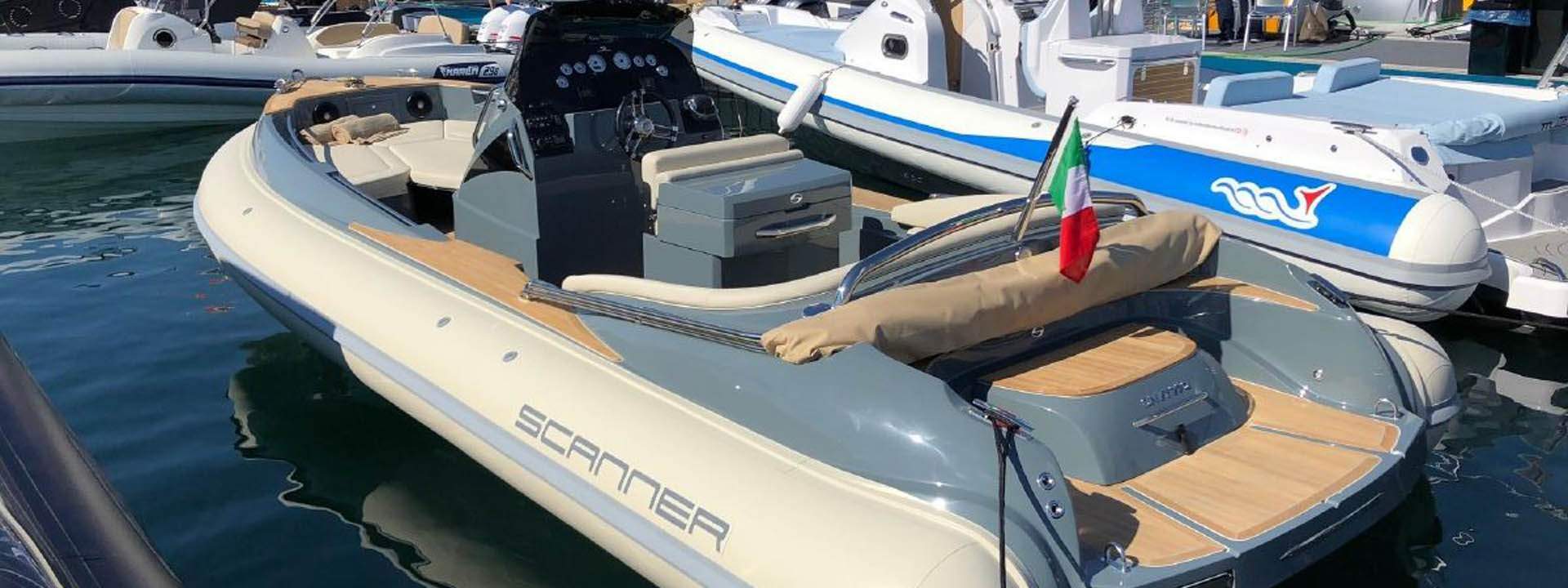 Motor boat Scanner Envy 710