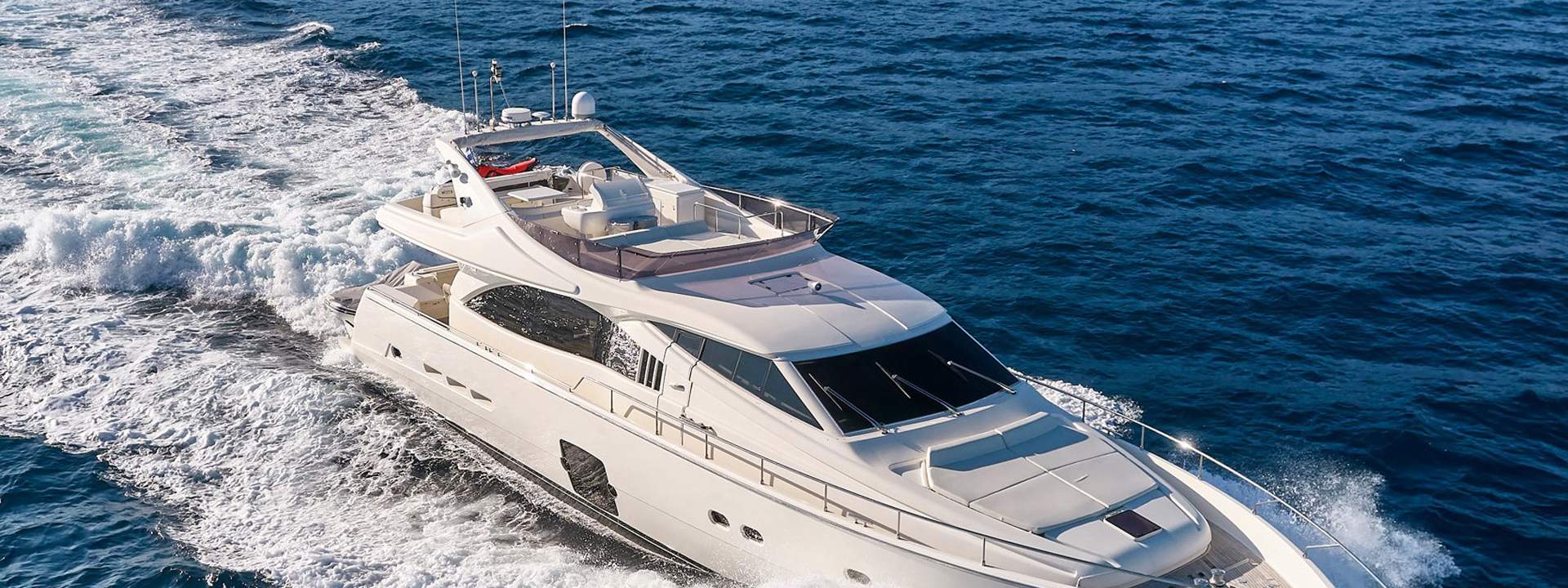 Luxury Yacht Ferretti 74