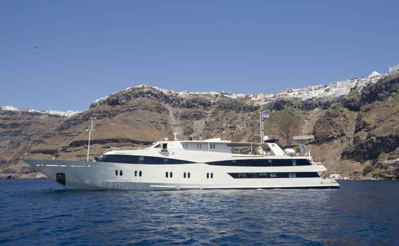 Luxury Yacht charter Maldives