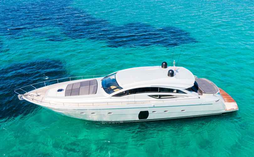 Rent Luxury Yacht