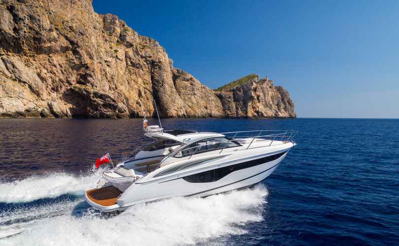 Motor boat charter Corfu