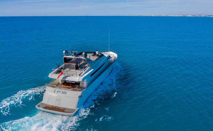 Luxury Yacht charter Cogolin