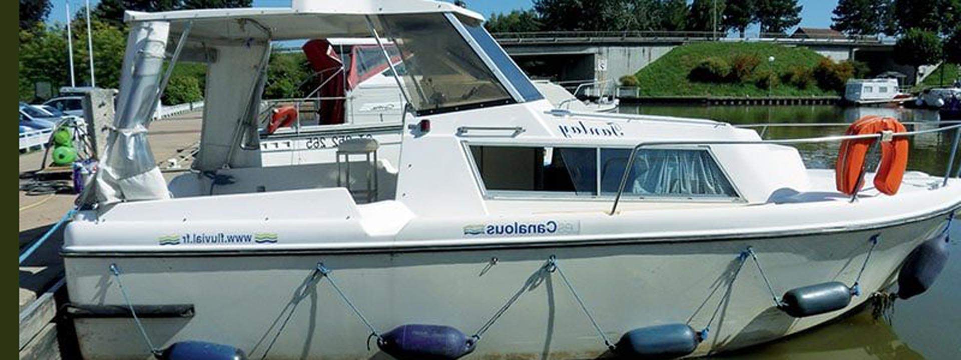 Hausboot Fred 700