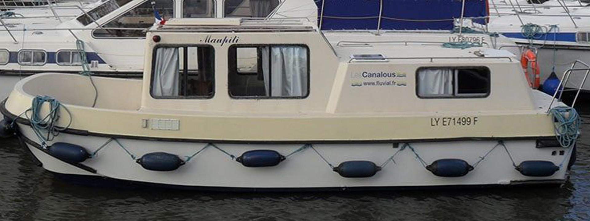Houseboat Renaud 8000