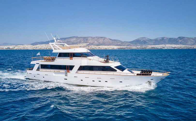 Luxury Yacht charter Sporades