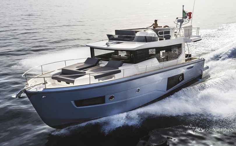 Motor boat charter Cagliari