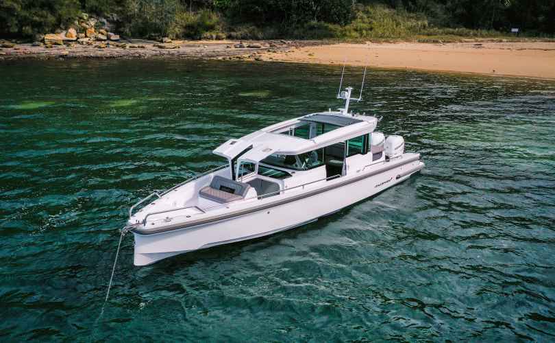 Motor boat charter Martinique