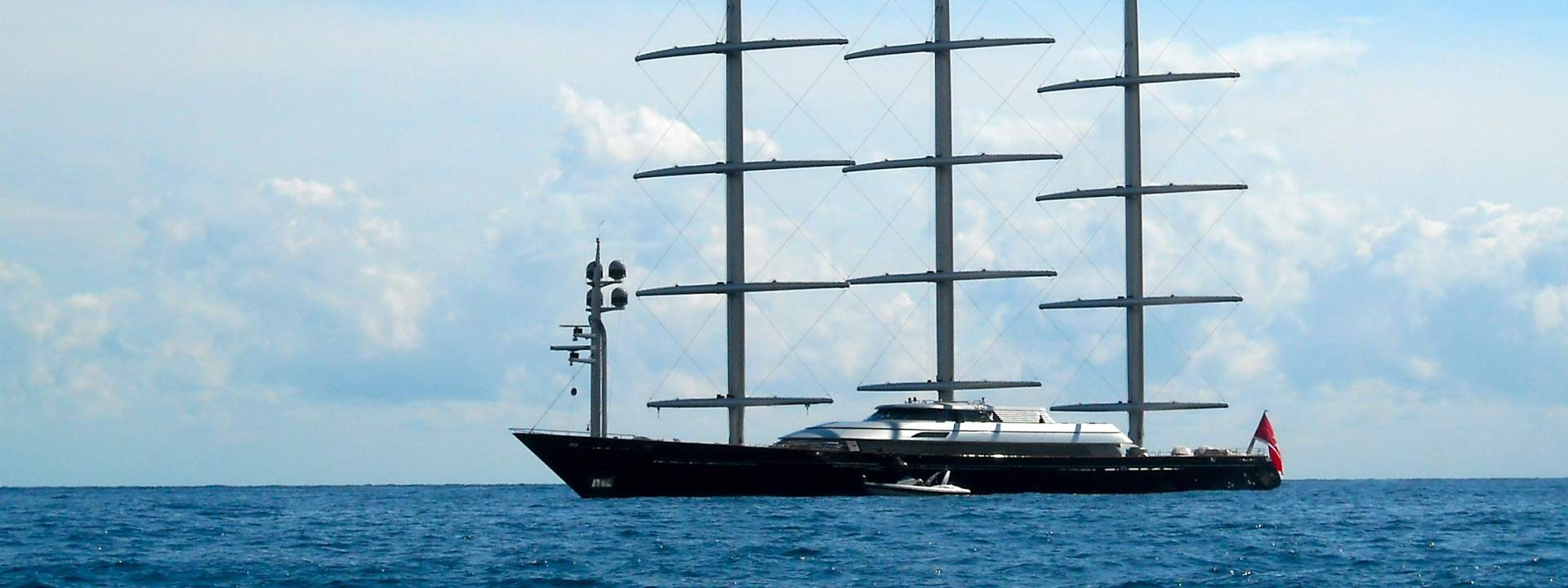 Luksusowy Jacht Perini 288