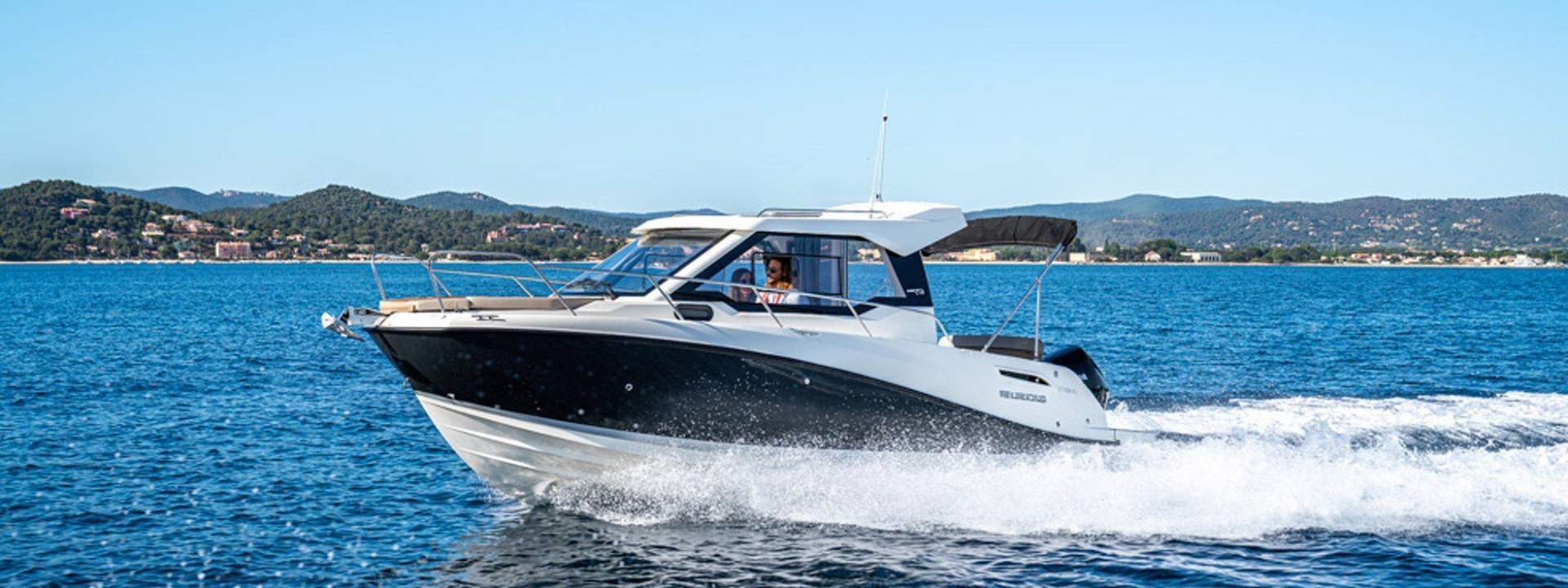 Barco a motor Activ 675 Weekend