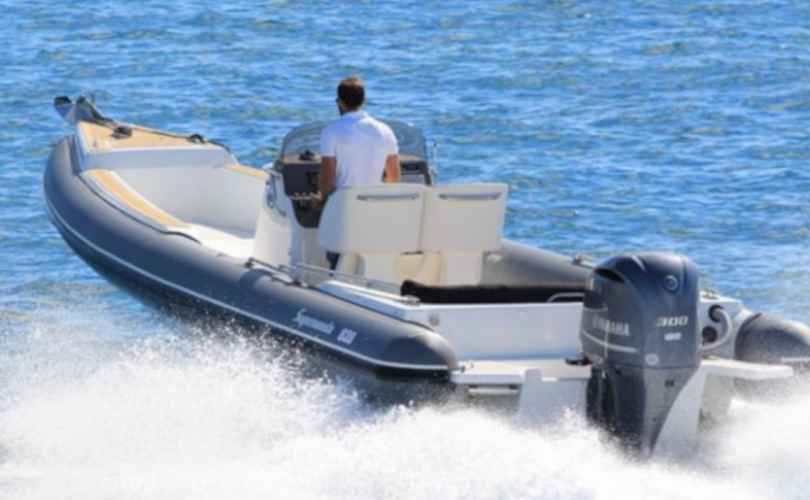 Motor boat charter Menorca