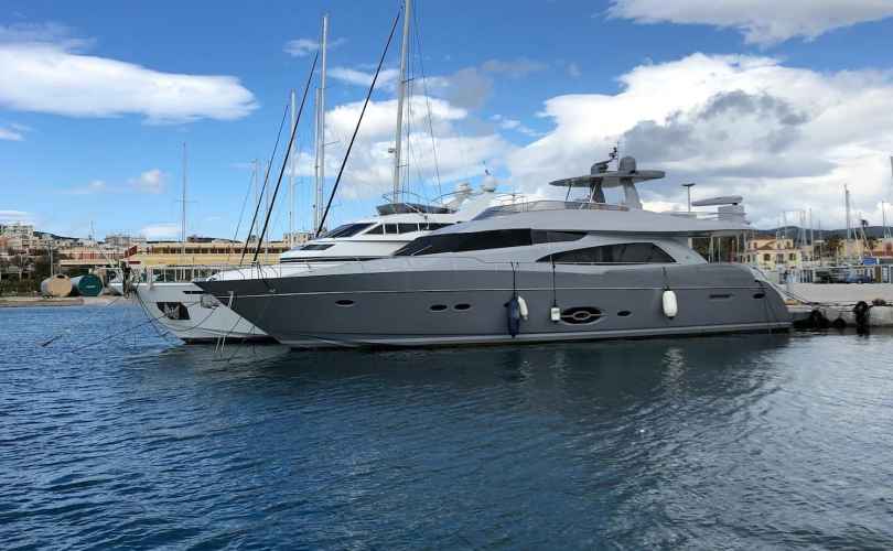Luxury Yacht charter Greece