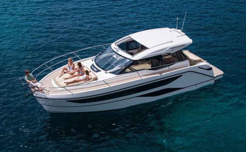 Motor boat charter Croatia