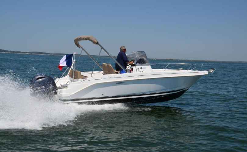 Motor boat charter Pula