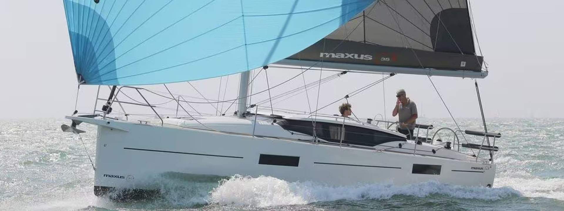 Barca a vela Maxus 35