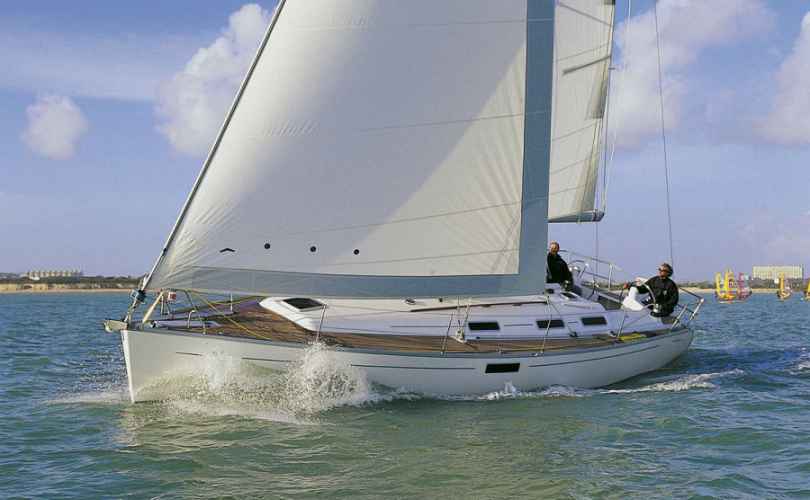 Sailboat charter Var