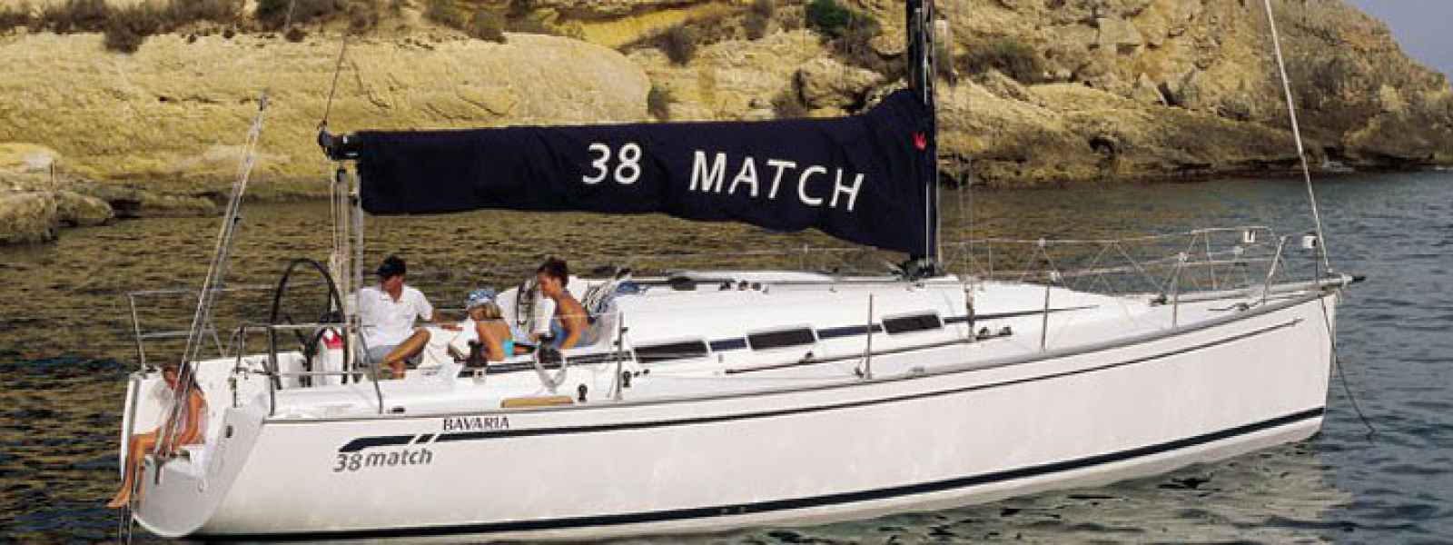 Sailboat Bavaria 38 Match