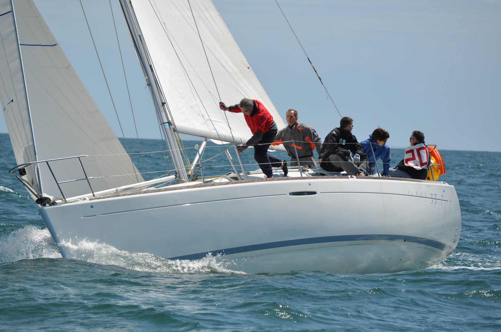 Sailboat First 33.7