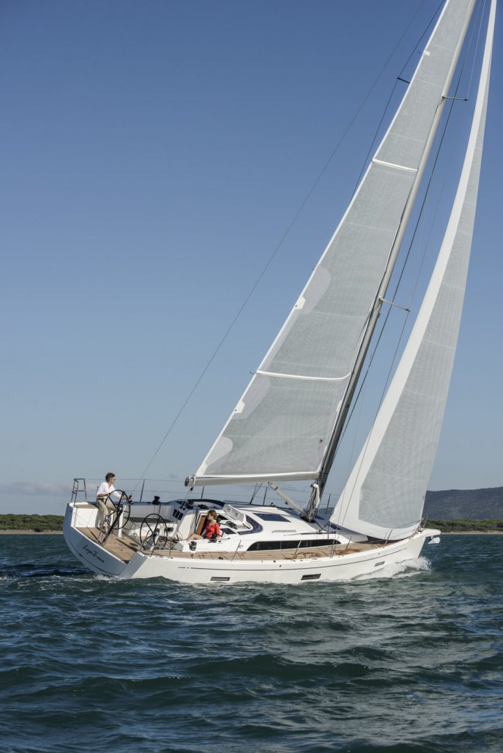 Sailboat X Yacht 4³