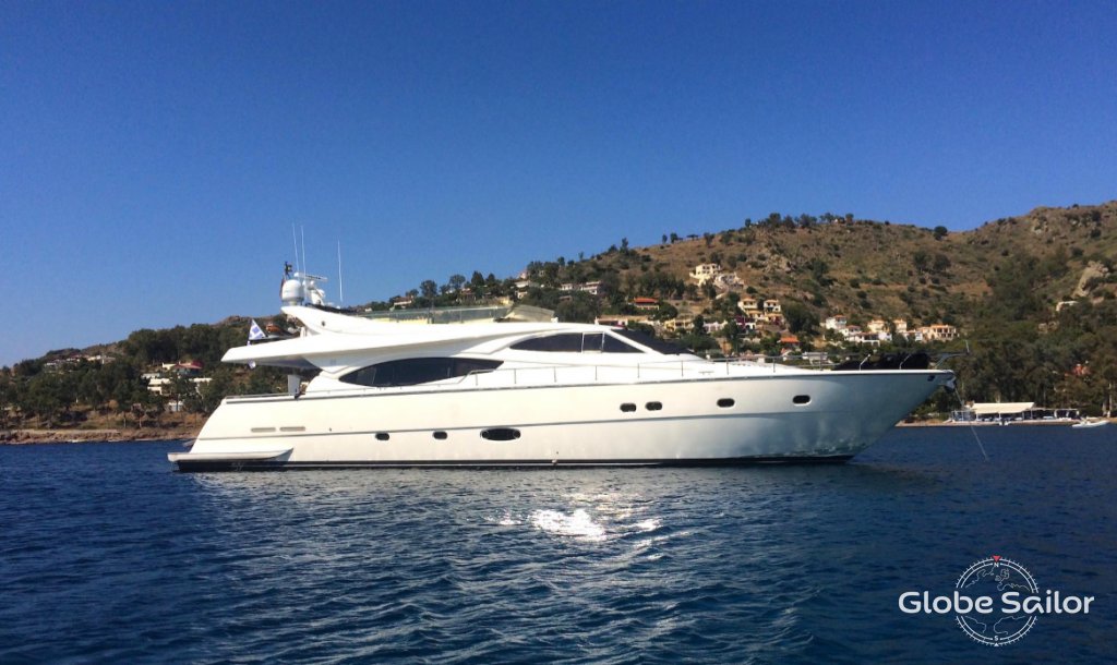 Luxury Yacht Ferretti 760