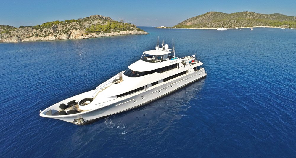 Luxury Yacht Endless Summer