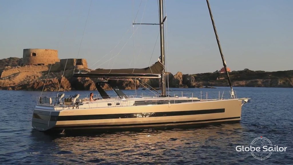 Парусная яхта Oceanis Yacht 62