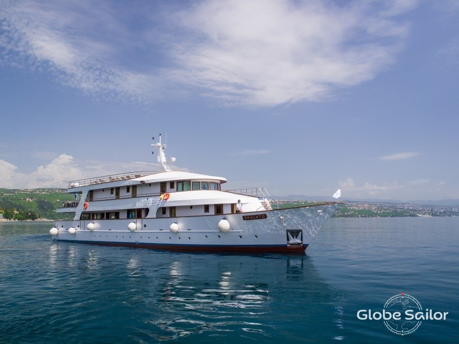 Luxury Yacht MV Spalato
