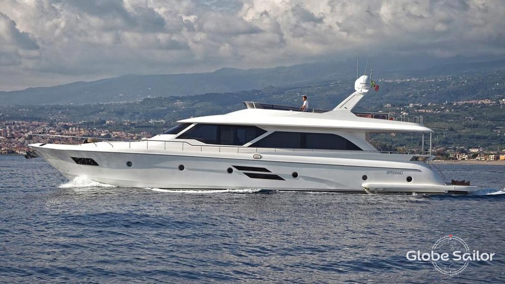 Luxury Yacht Marcopolo 78 Fly