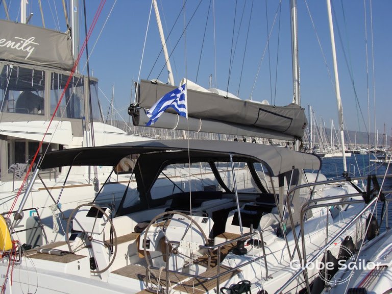 Sailboat Hanse 455