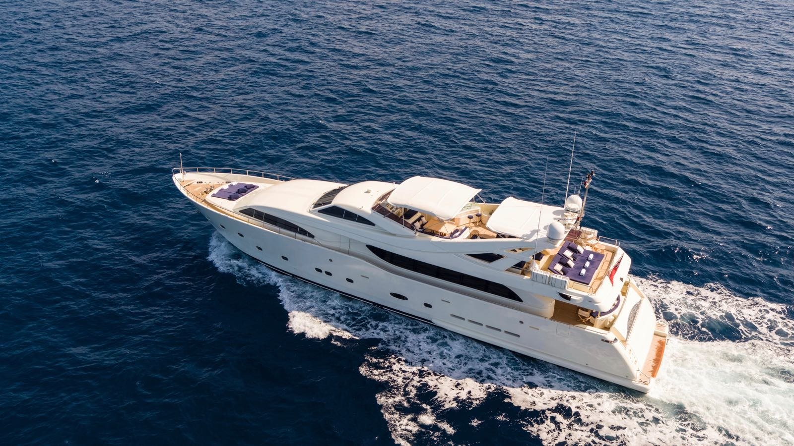 Luxury Yacht Ferretti 112
