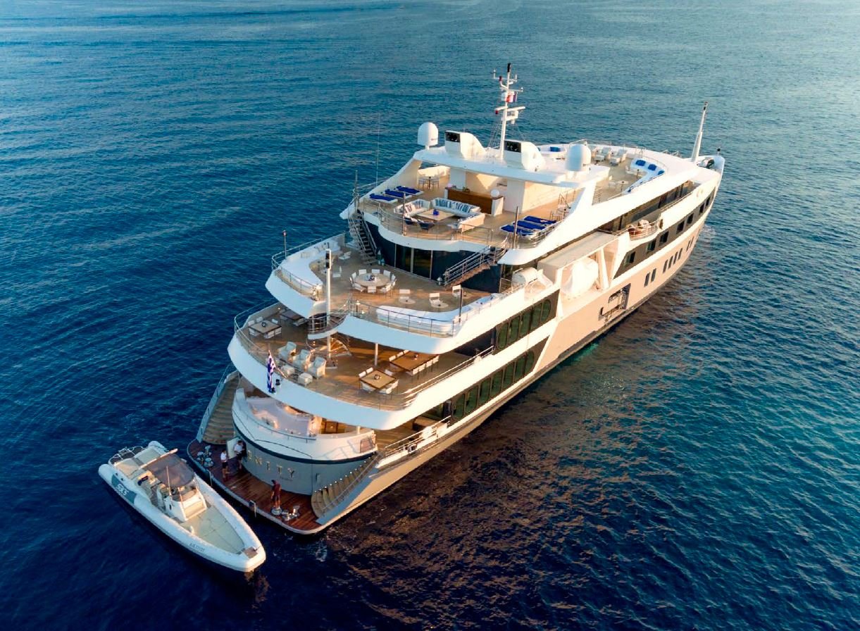 Luxury Yacht SERENITY