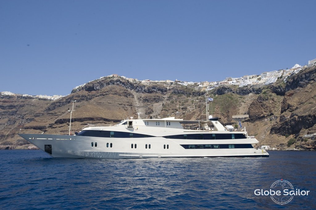 Luxury Yacht Harmony G