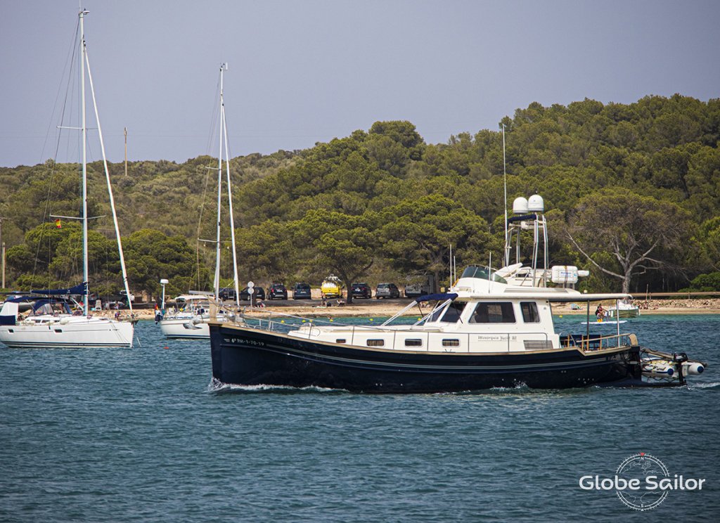 Barca a motore Menorquin Yacht 160