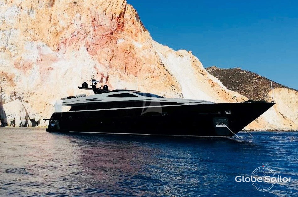Luxury Yacht Mado