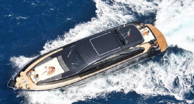 Luxury Yacht Leonard 72