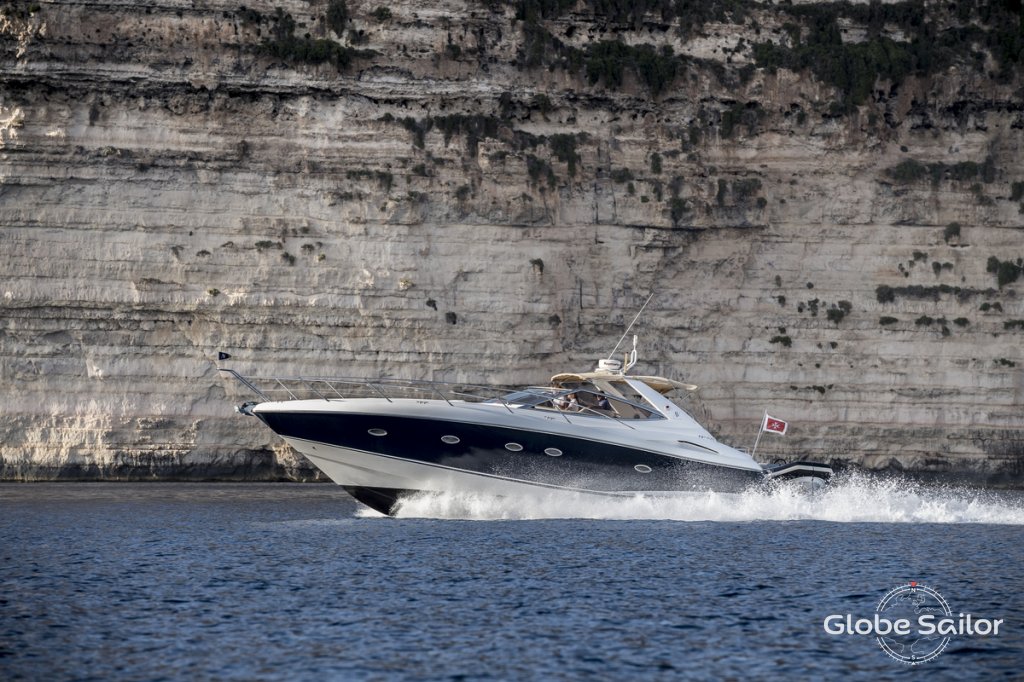 Motor boat Portofino 46