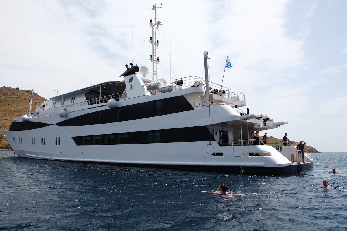 Luxury Yacht Harmony V