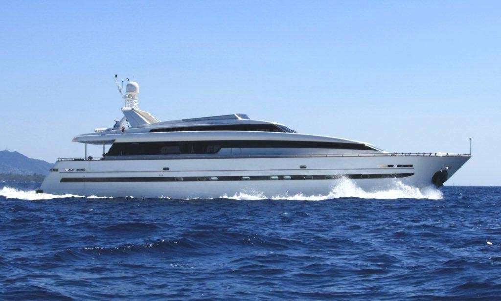 Luxury Yacht San Lorenzo 100