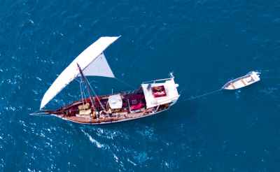 Dhow 60