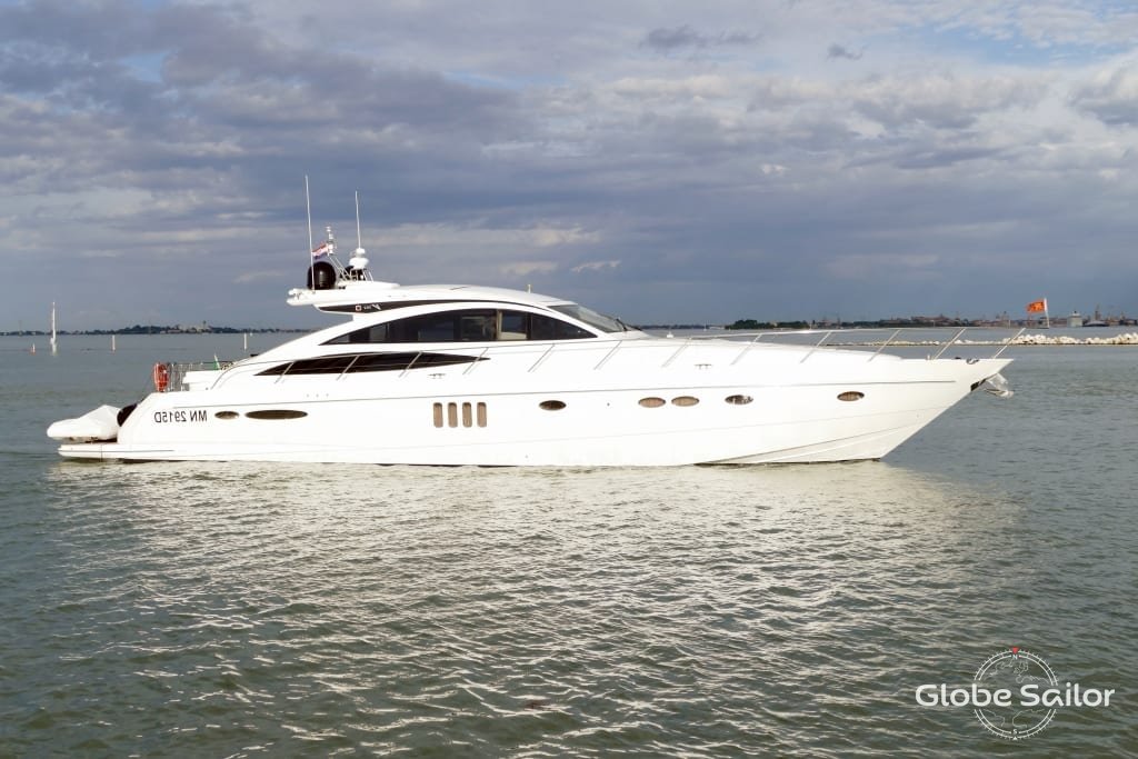 Luxusyacht Princess V70