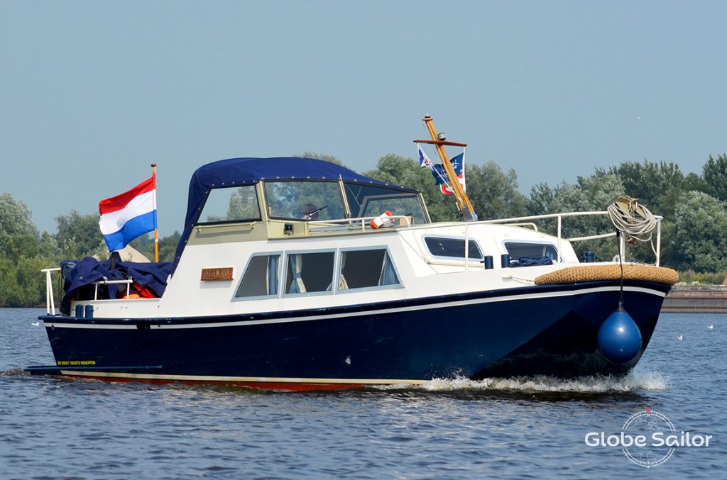 Houseboat De Drait Doerak 850 OK