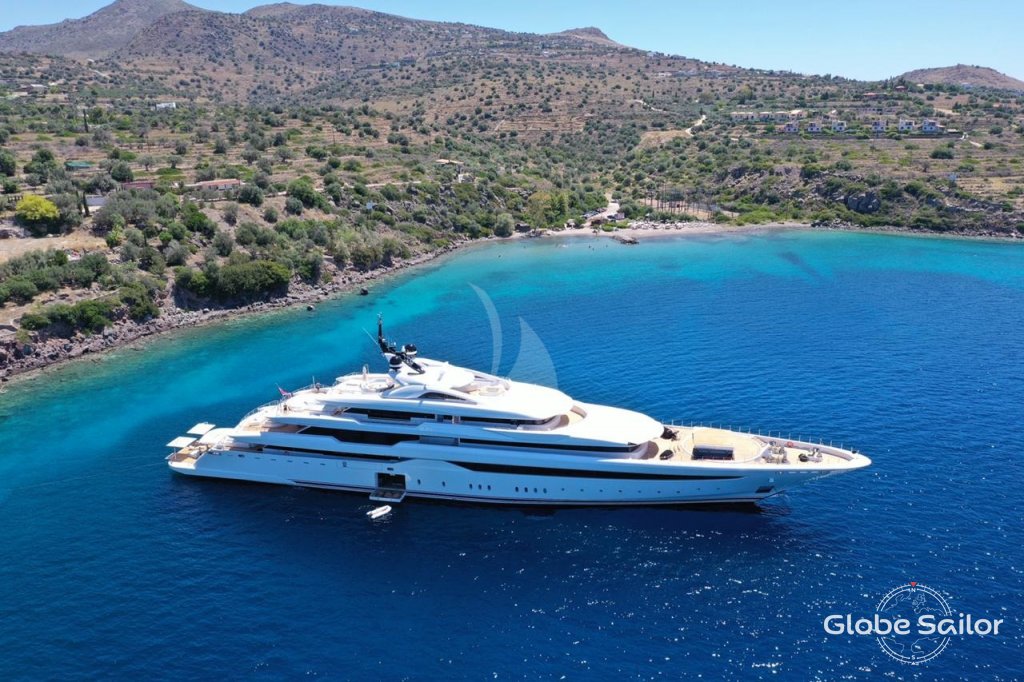 Luxury Yacht O'Pari